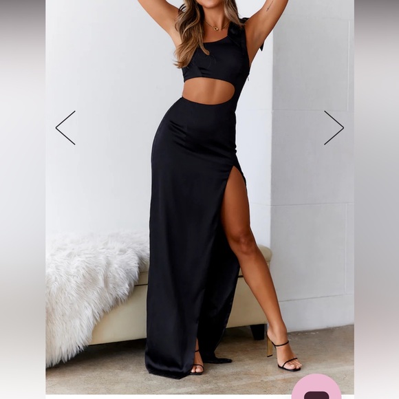 Hello Molly Dress - Picture 2 of 9